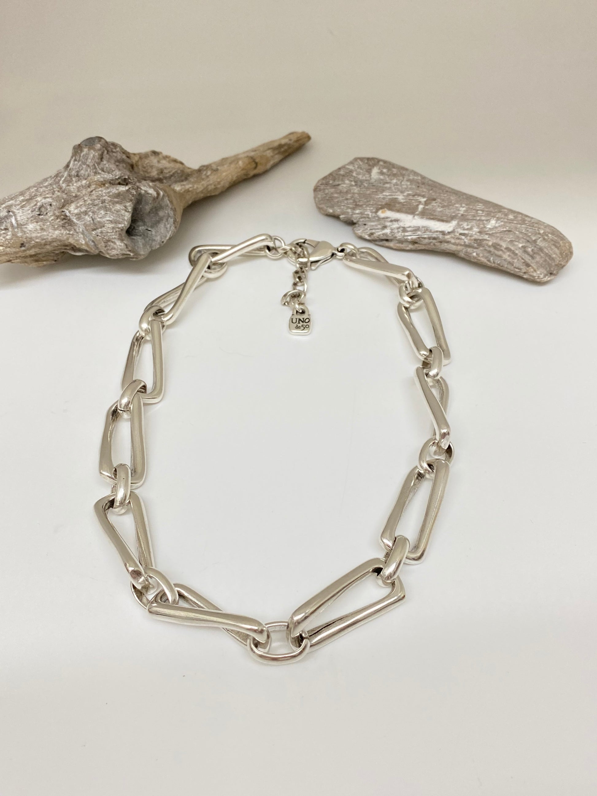 Collier Aleacion Fabriqué par des Artisans d'Espagne col1651mtl Uno de 50 